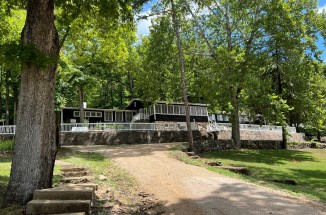 Exterior photograph of a Current River State Park building